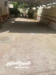 2 منزل زاوية للبيع  في سوق السيب حلة الصبارة