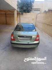  4 هيونداي النترا