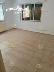  3 شقة فارغة - دير غبار - 3نوم 1ماستر - 230م - ارضي - حديقة - قرب الخدمات العامة