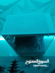  8 كمبيوتر العاب Gaming Pc بحاله الوكاله استعمال خفيف المواصفات بالوصف :) لون أبيض كيس حوض سمك