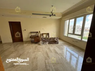  15 شقة طابقية - الصويفية - 4نوم 2ماستر - 320م - قرب الخدمات العامة