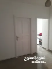  3 شقه ديلوكس طابو فب بيتونيا شارع عين منجد  مفتوحه من كل الجهات امكانيه دفع النصف وتقسيط او بدل على بي