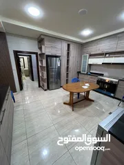  16 بيت للبيع أربد شارع البترا شمال اربد مول