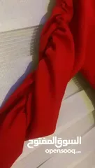  5 فستان سهرة قصير لون احمر