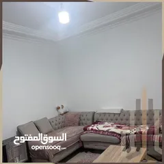  7 شقة طابق ثاني للبيع في ابو نصير قرب دوار الجامعة التطبيقية مساحة 130م