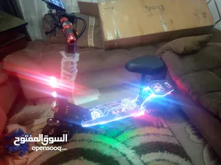  1 مطلوب اسكوترات شحن