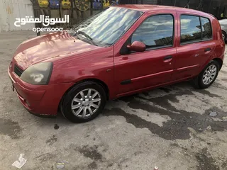  6 رينو كليو فرنسي 2002