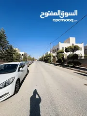  7 منزل للبيع - الزرقاء - مدينة الشرق - بالقرب من مسجد الكيالي