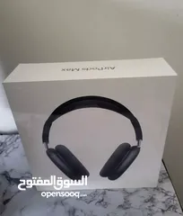  7 سماعات Apple AirPods Max بحالة ممتازة