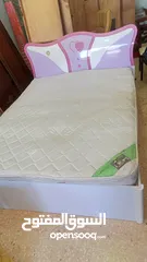  14 تخت مفرد ونص مع فرشه زنبركيه