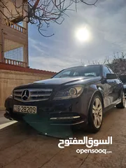  4 Mercedes C200 2012