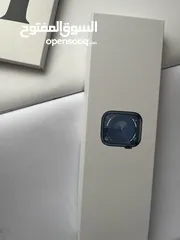  3 ساعة ابل شبيه الاصلية مستعملة بشكل خفيف قابل للبدل بشيء ثاني بدل الدفع . موجود توصيل لجميع المناطق.