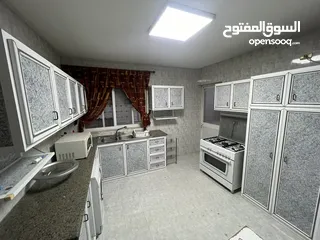  4 مطبخ المنيوم للبيع