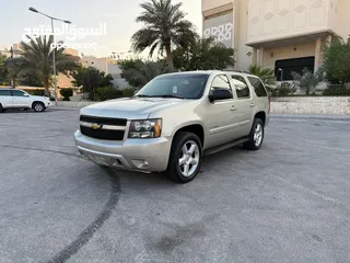  4 Chevrolet Tahoe LS Model: 2007