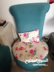  3 طقم كنب جلوس ( غرفة معيشه) مريح جدا وواسع ومميز