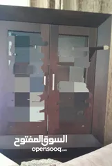  11 اثاث غرفة جلوس (صالون) بحالة جيدة بجنن اسفنج ناعم لطيف منجد
