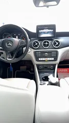  1 Mercedes                     CLA 250