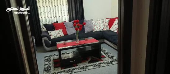  10 شقه لقطه بسعر مغري في ضاحية الأمير حسن طابق أول 3 غرف نوم ومعيشة وصالون ومطبخ جديد وبلكونه