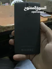  1 تلفون Oneplus One ع الرام 3 gb ع تخزين 64 ع 150
