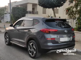  4 هونداي توسان فل اضافات ماعدا الفتحة