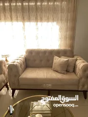  11 للبيع طقم كنب مع طقم طاولات - بحالة ممتازة