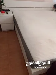 12 غرف نوم ايكيا ماستر سرير وكومدينتين وخزانه وتسريحه للبيع
