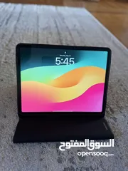  1 I pad pro 6th generation