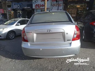  8 هيونداي فيرنا / أكسنت نظيفة جدا موديل 2007  للبيع