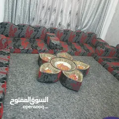  4 غرفه قعده مع طاولتها شبه جديد  مباع خلص