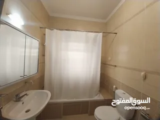  12 شقة غير مفروشة للإيجار 250م2 ( Property 19211 ) سنوي فقط