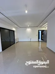  3 شقه فارغه لم تسكن للبيع  ـ  طريق المطار ـ النخيل