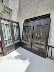 2 ابواب حديد حربات مربع 16 ملان عدد 3 بحال الوكاله