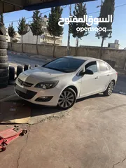  1 أوبل استرا