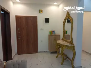  11 حوش في السلماني الشرقي  صيانه حديثة