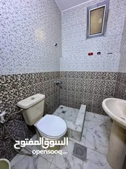  5 شقق فارغة للإيجار في - عوجان - من - المالك مباشرة  -                                               .