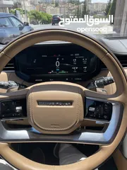  4 Range Rover 2023 vogue plug in clean title excellent condition