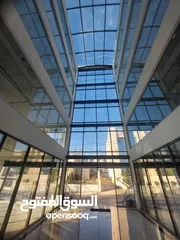  4 مكاتب للإيجار بمسحات مختلفة