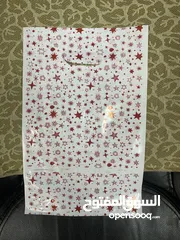  1 مطبوعات ورقية وكروت شخصية ومتوفر جميع احجام الكياس المطبوعة والسادة ومتوفر طباعة كياس خاصة