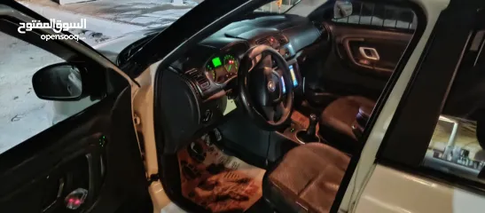  4 سكودا فابيا 2012