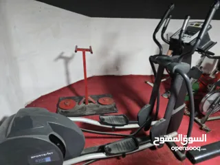  29 نادي حديد كامل الاجهزة