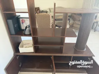  1 بارتيشن رفوف مع خزانه