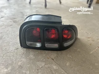  1 اضوية خلفية موستنج 96-2001
