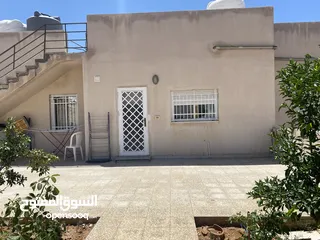  13 بيت مستقل للبيع منطقة هادئة ومريحة للسكن