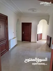  11 شقة فارغة - دابوق - 3نوم 1ماستر - 270م