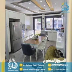  1 شقه مميزة مفروشه للايجار مع ترس قرب بلديه رام الله