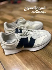  2 حذاء new balance 327 للبيع