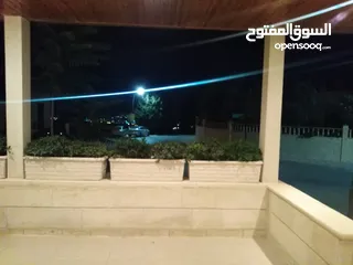  21 قوار حجر صناعي