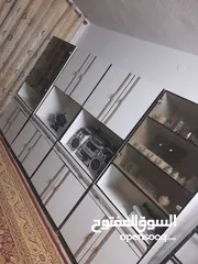  1 بوفيه للبيع بحالة جيدة نظيف