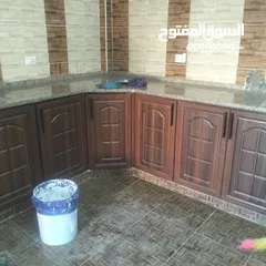  10 منزل للبيع طابق ثاني على شارع رئيسي في ايدون على إشارة ايدون