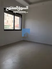  6 شقة أرضية فاخرة للبيع في الجندويل  - مقابل أسواق السلام 130م مع ترس 30م لم تسكن